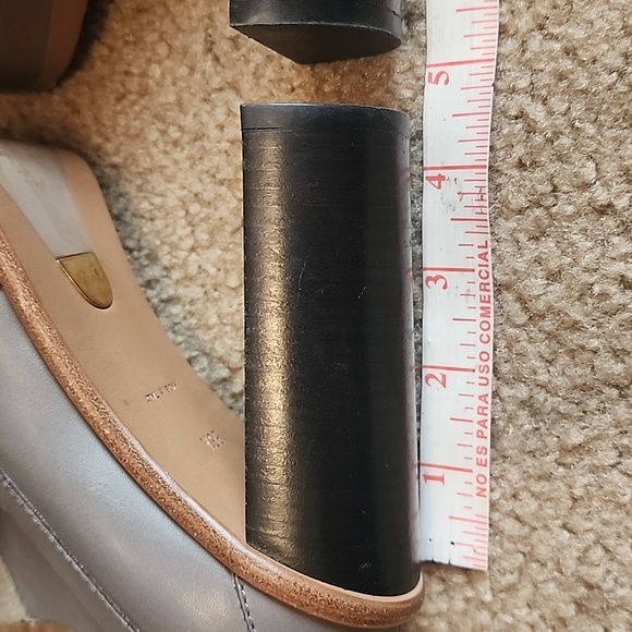 Chloe Leather Pumps - Picture 11 of 16